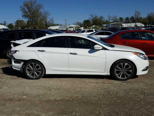 5NPEC4AC2EH844774 - 2014 HYUNDAI SONATA SE WHITE photo 9