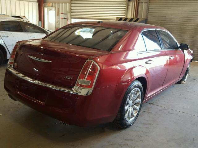 2C3CA5CGXBH529913 - 2011 CHRYSLER 300 LIMITE RED photo 4