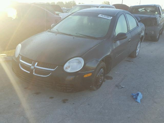 1B3ES56C05D123393 - 2005 DODGE NEON BLACK photo 2