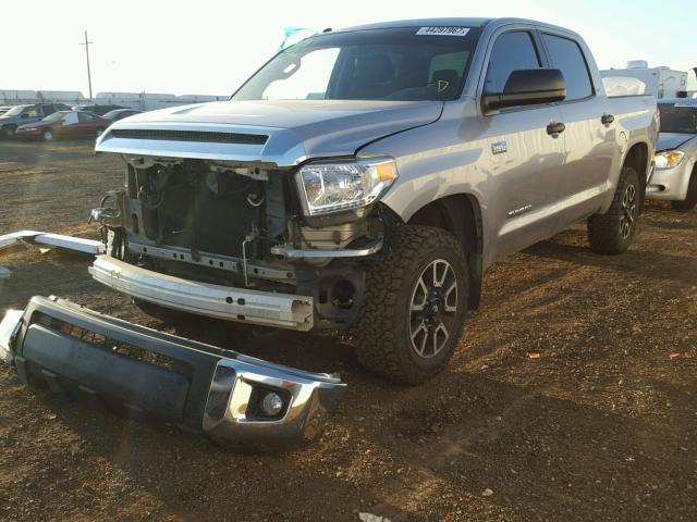 5TFDW5F11EX406218 - 2014 TOYOTA TUNDRA SILVER photo 2