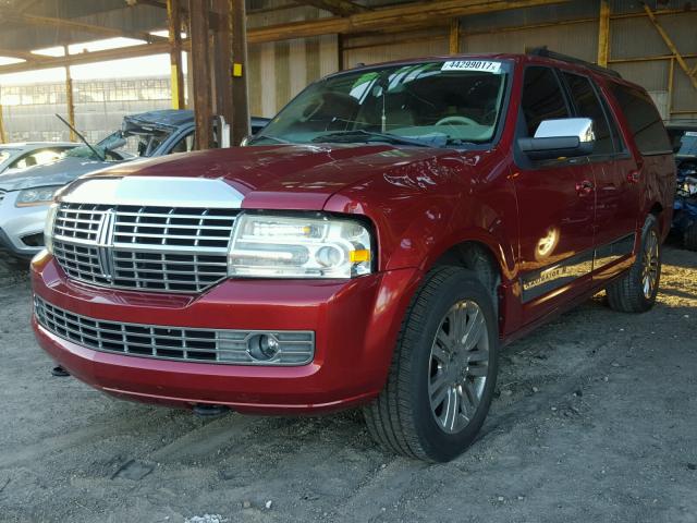 5LMFL275X8LJ02391 - 2008 LINCOLN NAVIGATOR RED photo 2