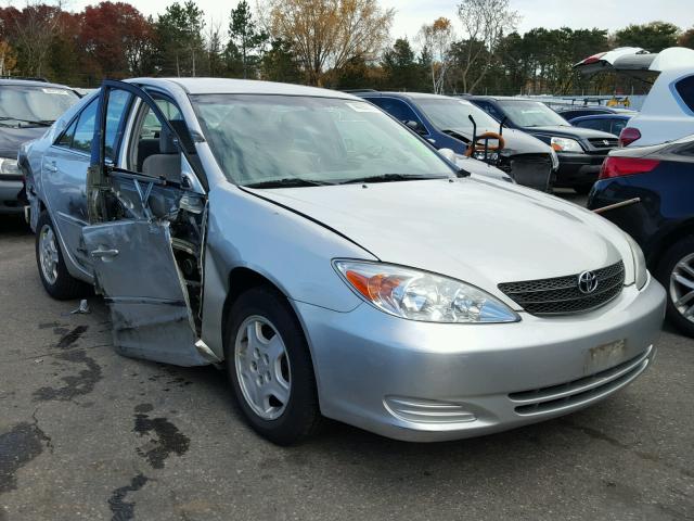 4T1BE32K52U104792 - 2002 TOYOTA CAMRY LE SILVER photo 1