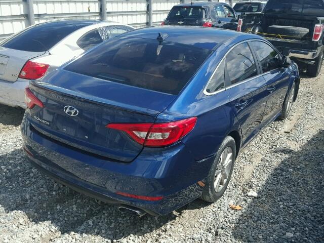 5NPE24AF5FH030214 - 2015 HYUNDAI SONATA BLUE photo 4