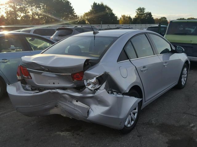 1G1PF5S97B7186032 - 2011 CHEVROLET CRUZE SILVER photo 4