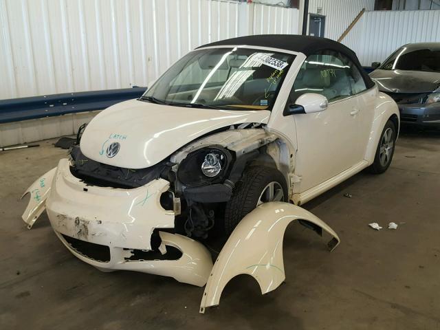 3VWRF31Y26M300203 - 2006 VOLKSWAGEN NEW BEETLE 米色 照片 2