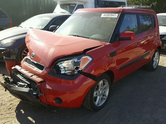 KNDJT2A23A7111836 - 2010 KIA SOUL + RED photo 2