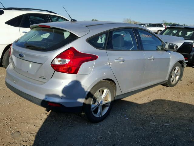 1FADP3K23DL136629 - 2013 FORD FOCUS SE SILVER photo 4