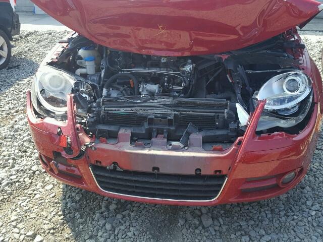 WVWFA71F98V014111 - 2008 VOLKSWAGEN EOS LUX Червоний фото 9