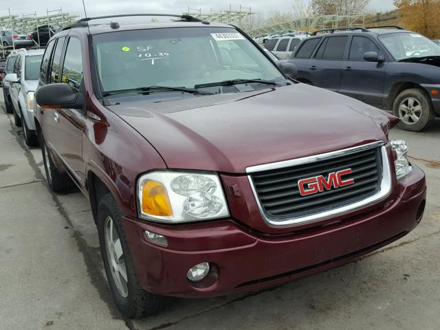 1GKDT13S652227513 - 2005 GMC ENVOY MAROON photo 1