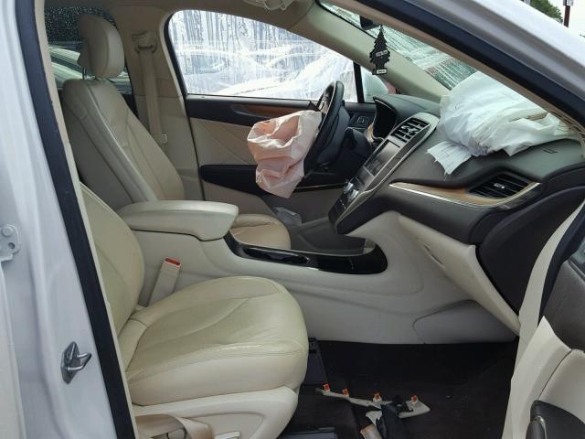 5LMCJ1A92FUJ27212 - 2015 LINCOLN MKC WHITE photo 5