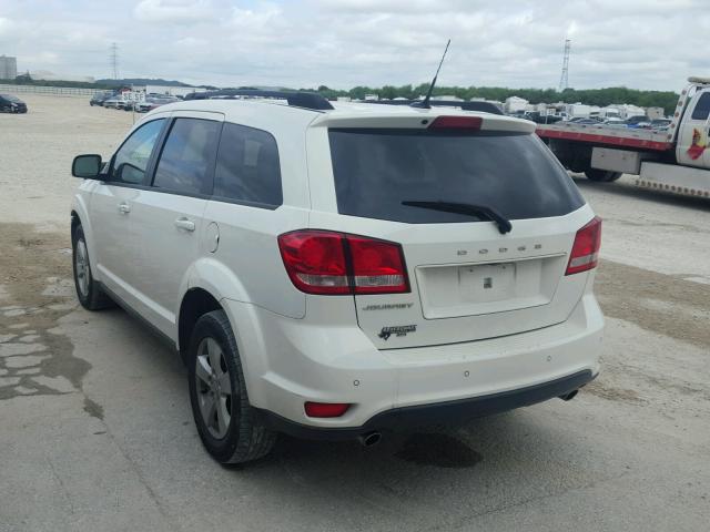 3D4PG1FG5BT538254 - 2011 DODGE JOURNEY MA WHITE photo 3