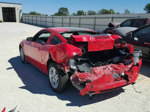 1ZVBP8AMXE5204297 - 2014 FORD MUSTANG RED photo 3