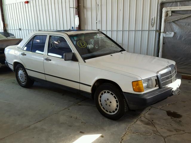 WDBDA24C2FF102242 - 1985 MERCEDES-BENZ 190 WHITE photo 1