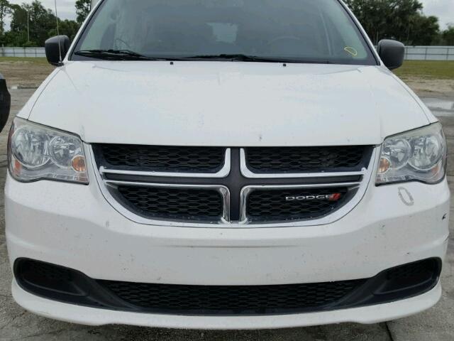 2C4RDGBG6CR329844 - 2012 DODGE GRAND CARA WHITE photo 9