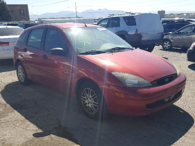 3FAFP373X3R173493 - 2003 FORD FOCUS ZX5 RED photo 1