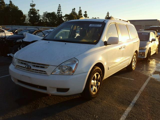 KNDMB233596280957 - 2009 KIA SEDONA EX WHITE photo 2