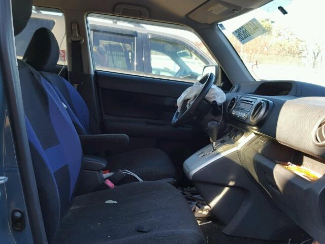 JTLKE50E491094771 - 2009 TOYOTA SCION XB Grau Foto 5