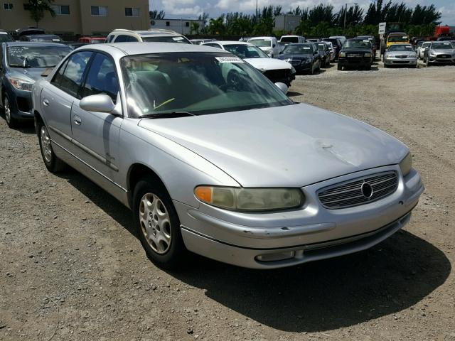 2G4WB52K111225111 - 2001 BUICK REGAL LS 银色 照片 1