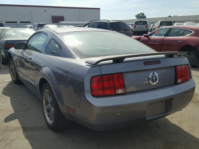 1ZVFT80N965153254 - 2006 FORD MUSTANG GRAY photo 3