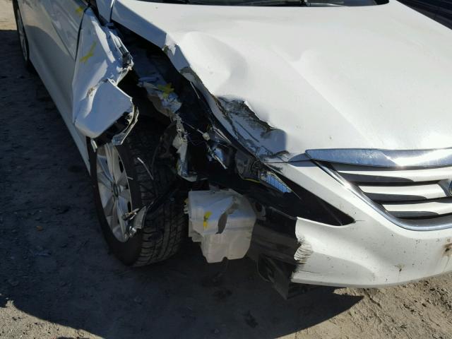 5NPEB4ACXEH842581 - 2014 HYUNDAI SONATA GLS WHITE photo 9