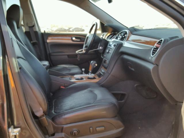 5GAKVBED0BJ176014 - 2011 BUICK ENCLAVE CX GRAY photo 5