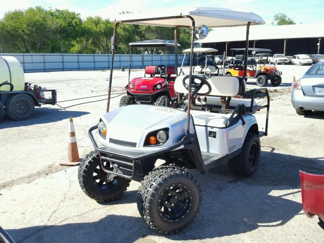 2801379 - 2012 EZGO GOLF CART SILVER photo 2