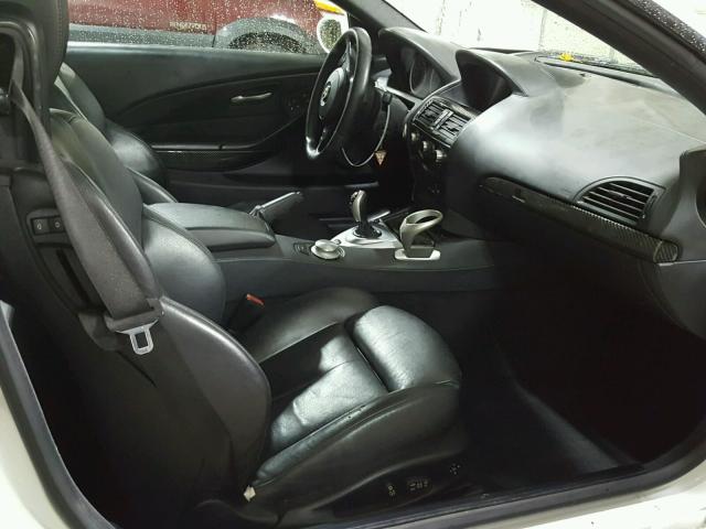 WBSEK93507CY78816 - 2007 BMW M6 WHITE photo 5