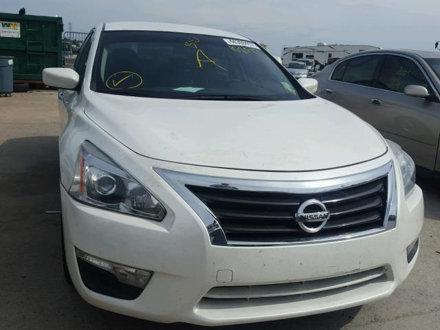 1N4AL3AP4EN235638 - 2014 NISSAN ALTIMA WHITE photo 9