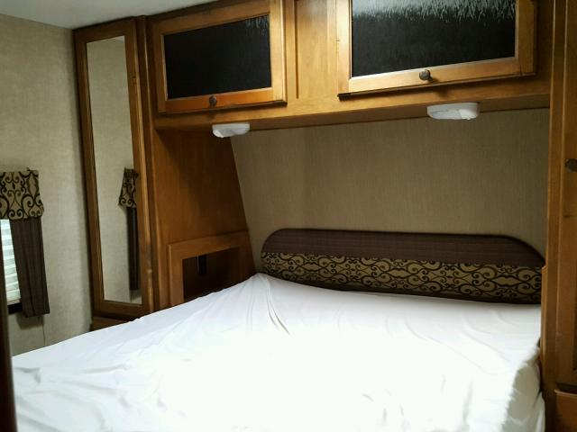 4YDT31624E1530215 - 2014 KEYSTONE SPRINTER TWO TONE photo 8