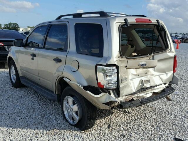 1FMCU0D72BKC10255 - 2011 FORD ESCAPE GOLD photo 3