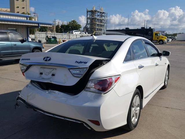 KMHEC4A48BA016459 - 2011 HYUNDAI SONATA HYB WHITE photo 4