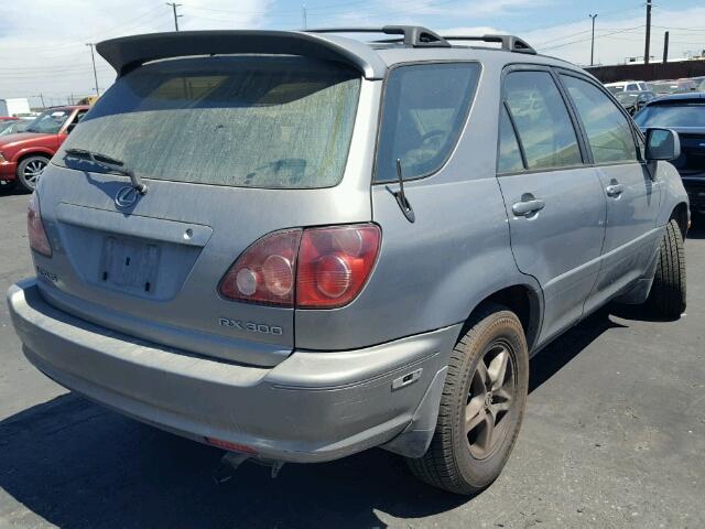 JT6GF10U5Y0064107 - 2000 LEXUS RX 300 SILVER photo 4