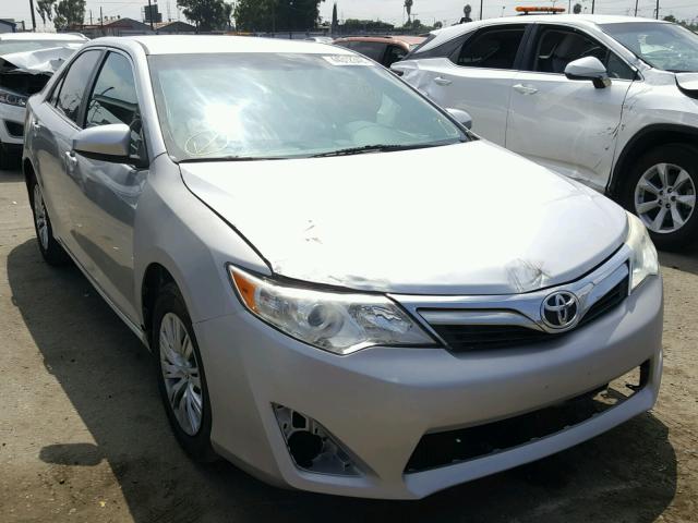 4T1BF1FK2CU052440 - 2012 TOYOTA CAMRY BASE ვერცხლისფერი ფოტო 1