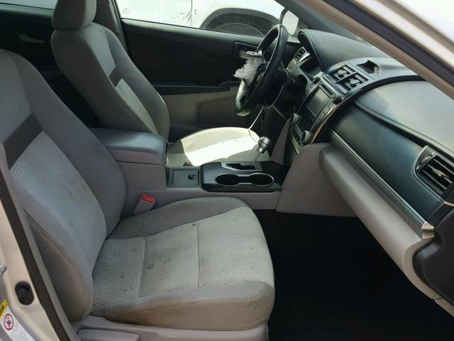 4T1BF1FK2CU052440 - 2012 TOYOTA CAMRY BASE ვერცხლისფერი ფოტო 5