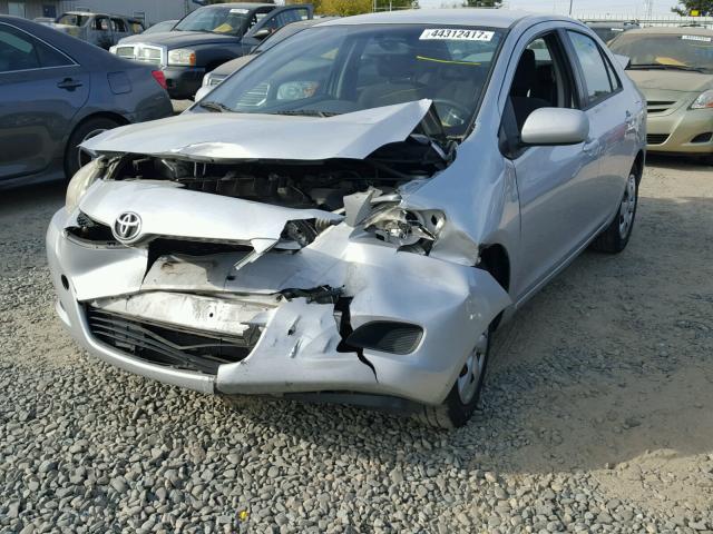 JTDBT923471077731 - 2007 TOYOTA YARIS SILVER photo 2