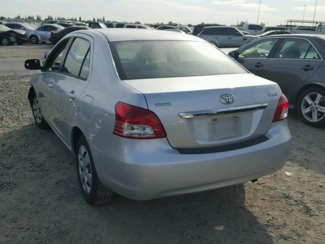 JTDBT923471077731 - 2007 TOYOTA YARIS SILVER photo 3