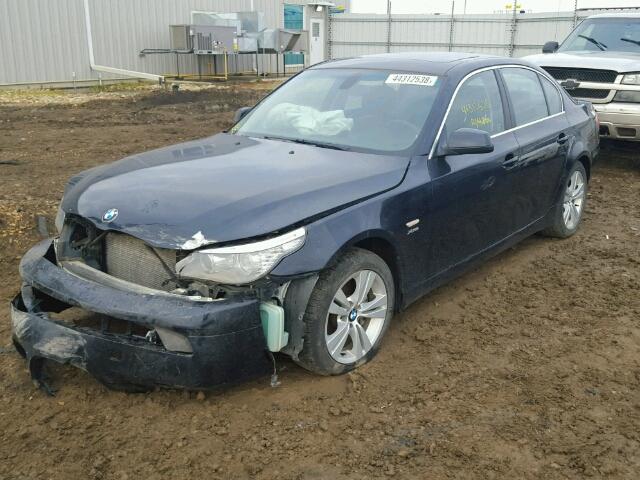 WBANV1C5XAC388999 - 2010 BMW 528 XI BLACK photo 2