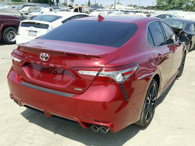 4T1B61HK7JU546738 - 2018 TOYOTA CAMRY XSE RED photo 4
