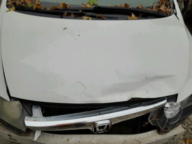 1HGFA16556L045721 - 2006 HONDA CIVIC LX WHITE photo 7