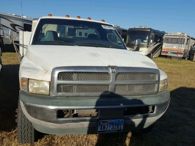 3B6MC36D8WM228231 - 1998 DODGE RAM 3500 WHITE photo 9