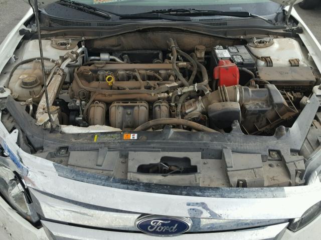 3FAHP0GA7AR280052 - 2010 FORD FUSION S WHITE photo 7