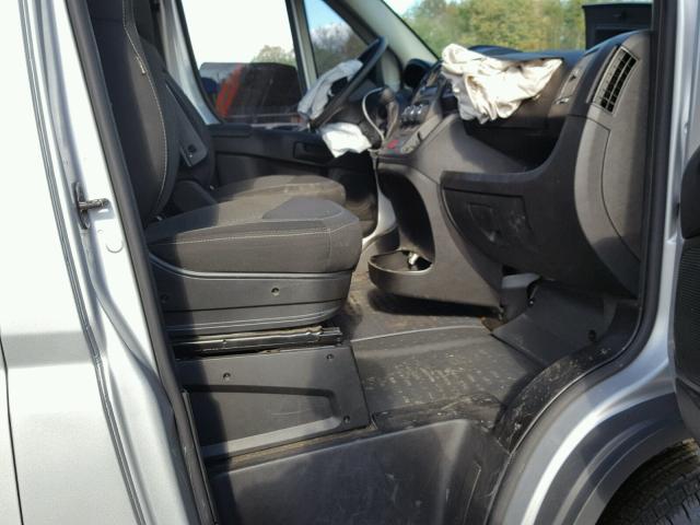 3C6TRVAG7GE109575 - 2016 RAM PROMASTER 银色 照片 5