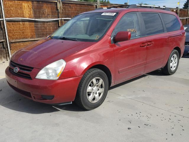 KNDMB233176179041 - 2007 KIA SEDONA EX RED photo 2