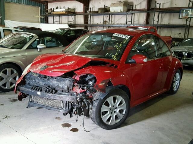 3VWPW31C69M505880 - 2009 VOLKSWAGEN NEW BEETLE 红色 照片 2