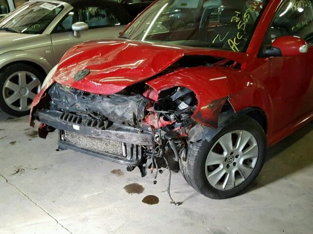 3VWPW31C69M505880 - 2009 VOLKSWAGEN NEW BEETLE 红色 照片 9