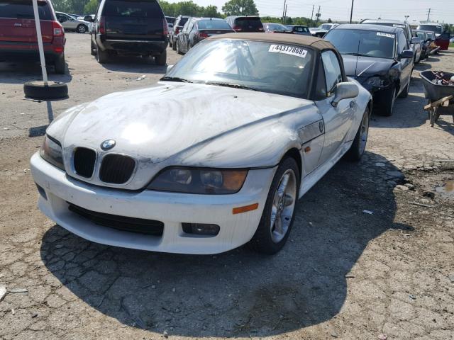 4USCJ3327VLC08761 - 1997 BMW Z3 2.8 WHITE photo 2