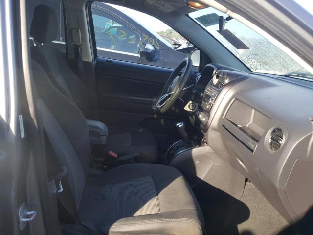 1C4NJCBB3CD521214 - 2012 JEEP COMPASS SP GRAY photo 5