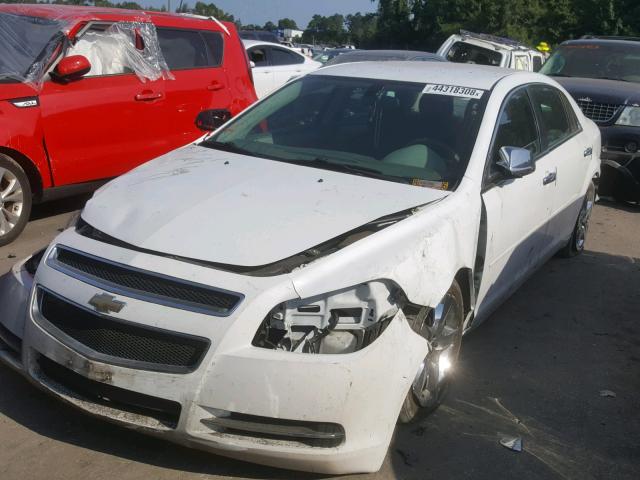 1G1ZC5EB3AF186114 - 2010 CHEVROLET MALIBU 1LT WHITE photo 2