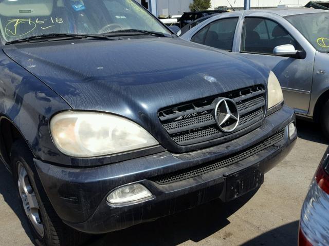 4JGAB57E13A404657 - 2003 MERCEDES-BENZ ML 350 BLUE photo 9