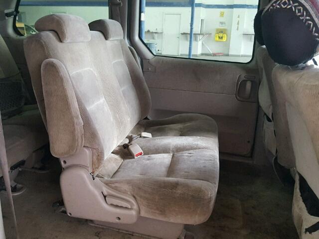 KNDUP131146542508 - 2004 KIA SEDONA EX TAN photo 6